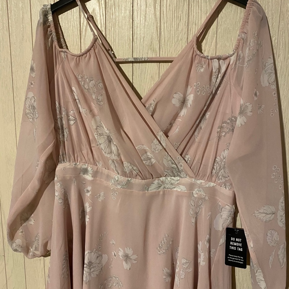 Dress - Picture 3 of 6